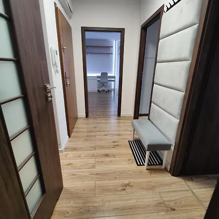 Comfortable Apart, Old Town, Free Parking, Fast Wi-fi, Lift, Ac, Self Check-in 24h, Stare Miasto, Winda, Nowy Budynek, Garaz 0 Zl, Klimatyzacja * Wrocław