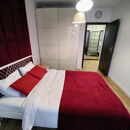 Comfortable Apart, Old Town, Free Parking, Fast Wi-fi, Lift, Ac, Self Check-in 24h, Stare Miasto, Winda, Nowy Budynek, Garaz 0 Zl, Klimatyzacja Apartman *